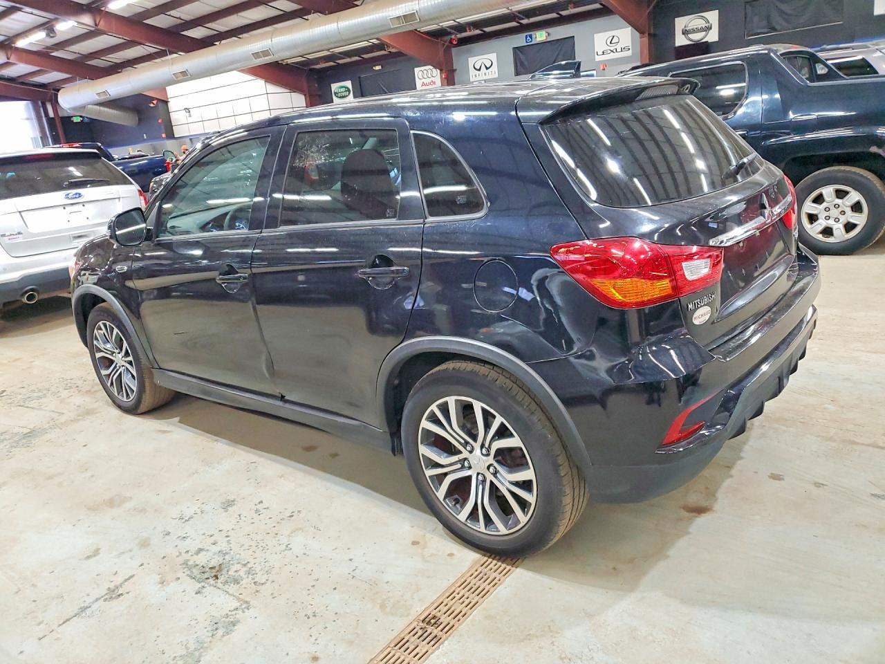 2019 MITSUBISHI OUTLANDER