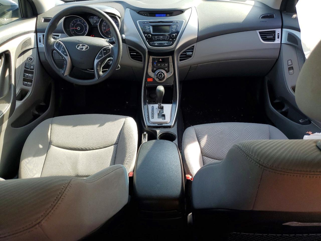 2013 HYUNDAI ELANTRA