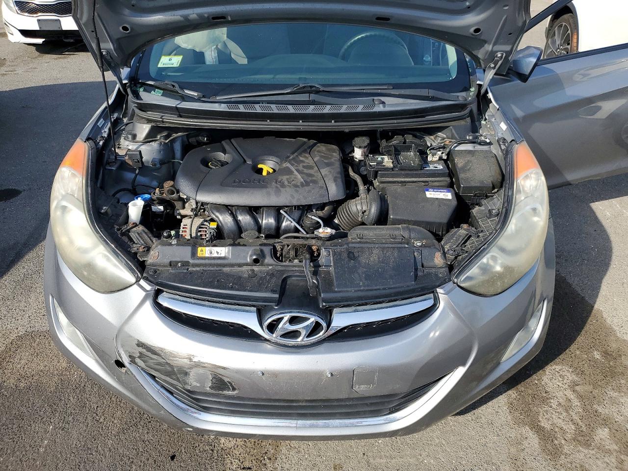 2013 HYUNDAI ELANTRA