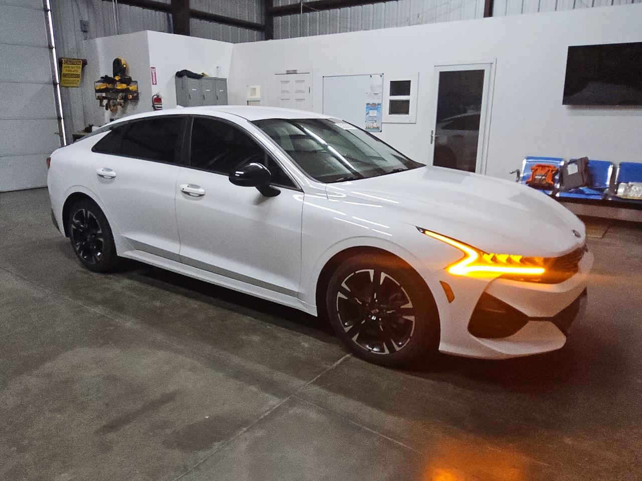 2021 KIA K5