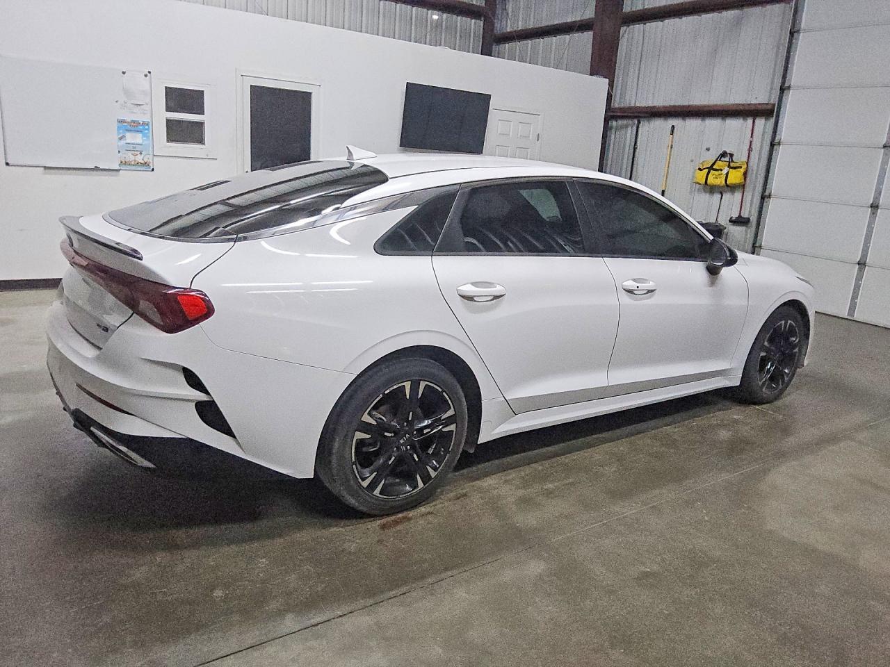 2021 KIA K5