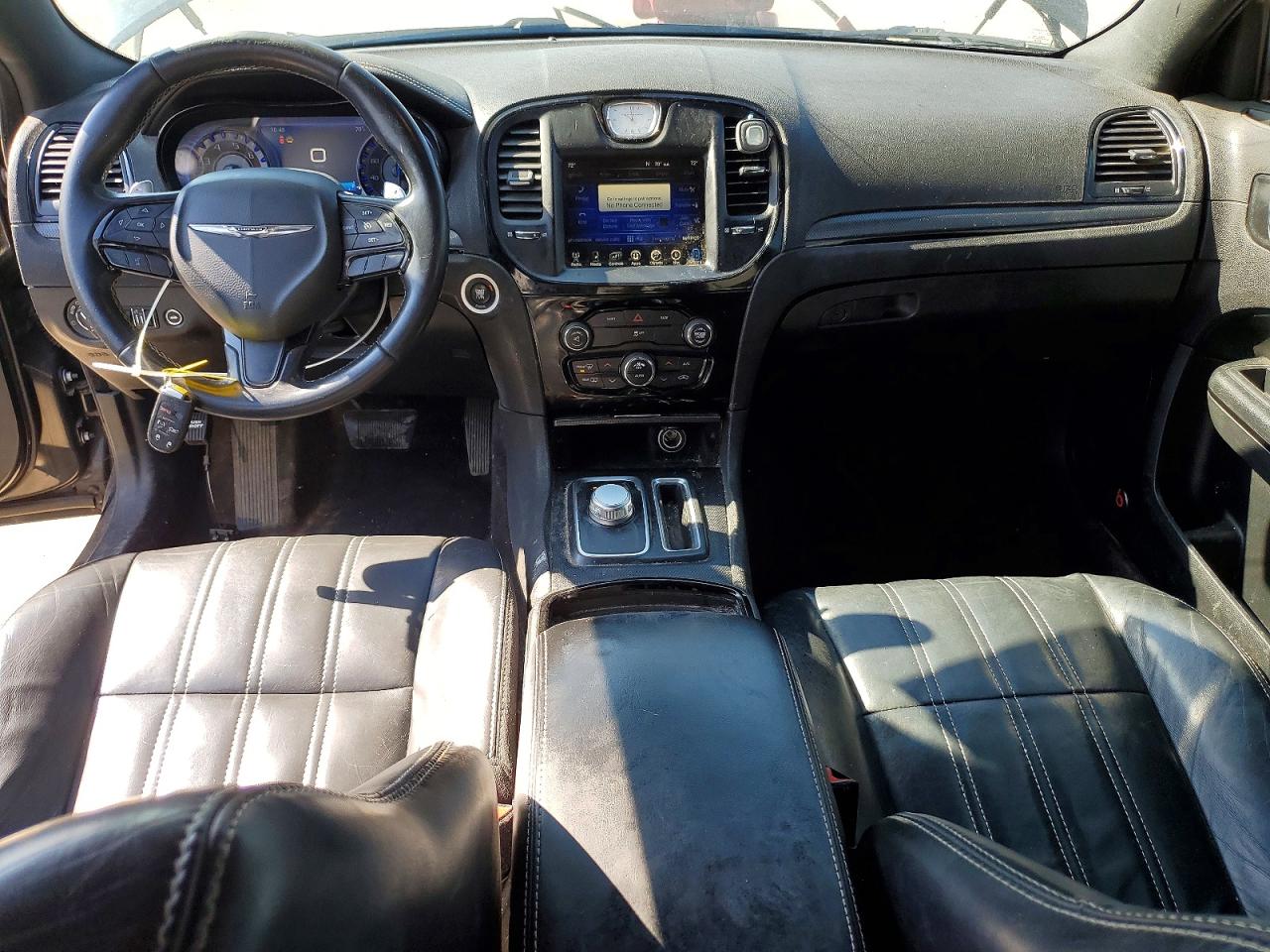 2016 CHRYSLER 300