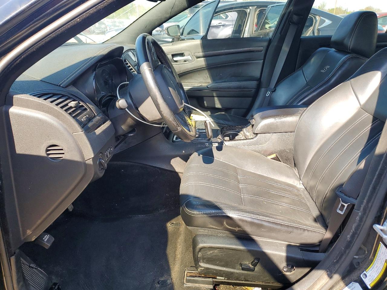 2016 CHRYSLER 300