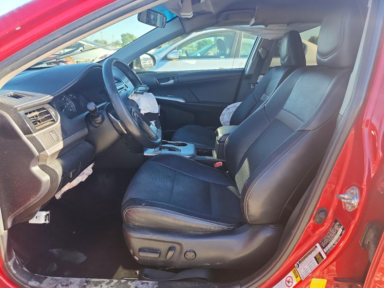 2014 TOYOTA CAMRY