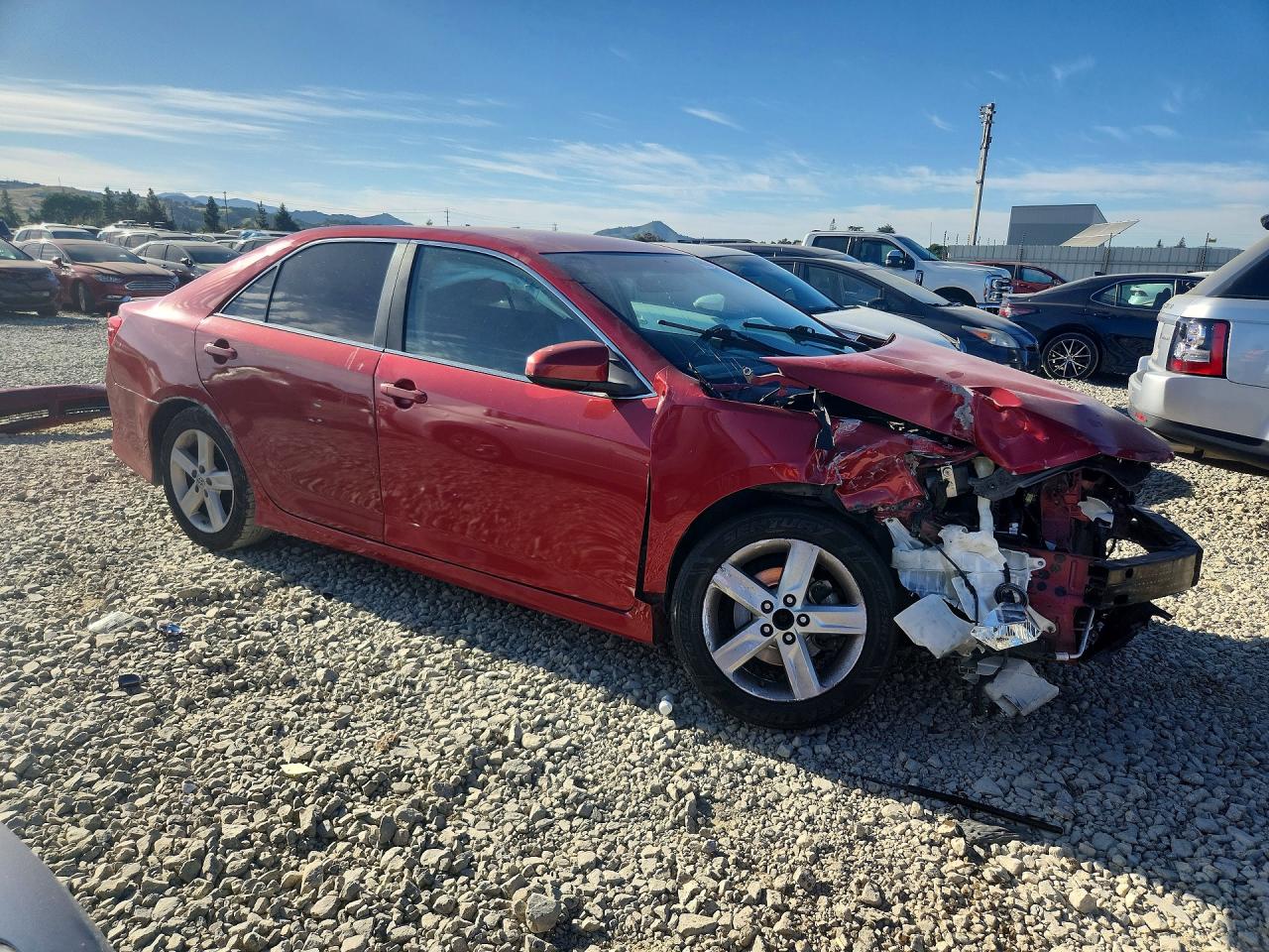 2014 TOYOTA CAMRY