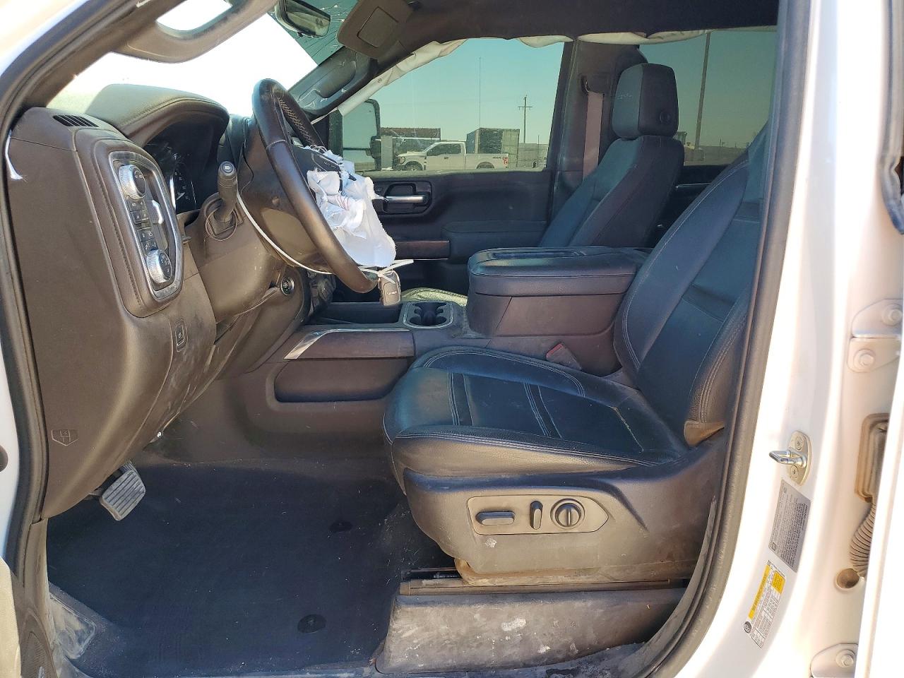 2022 GMC SIERRA
