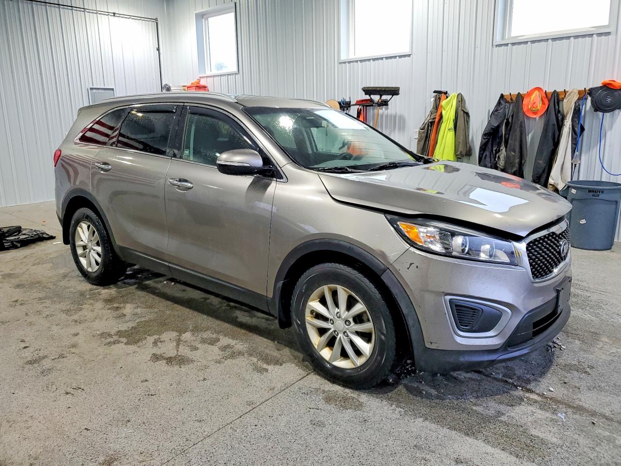 2016 KIA SORENTO