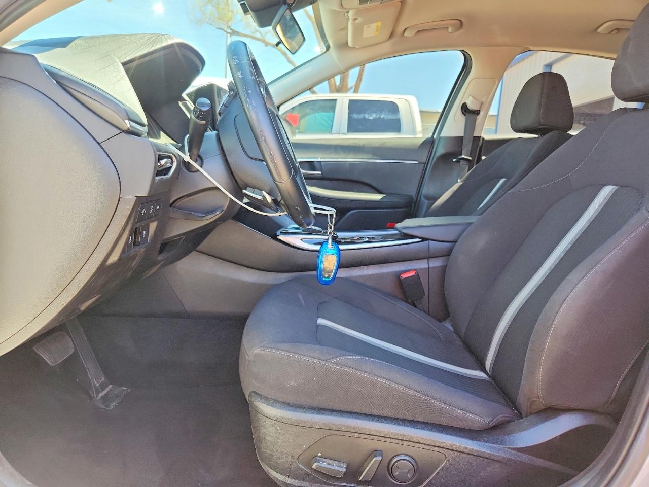 2022 HYUNDAI SONATA