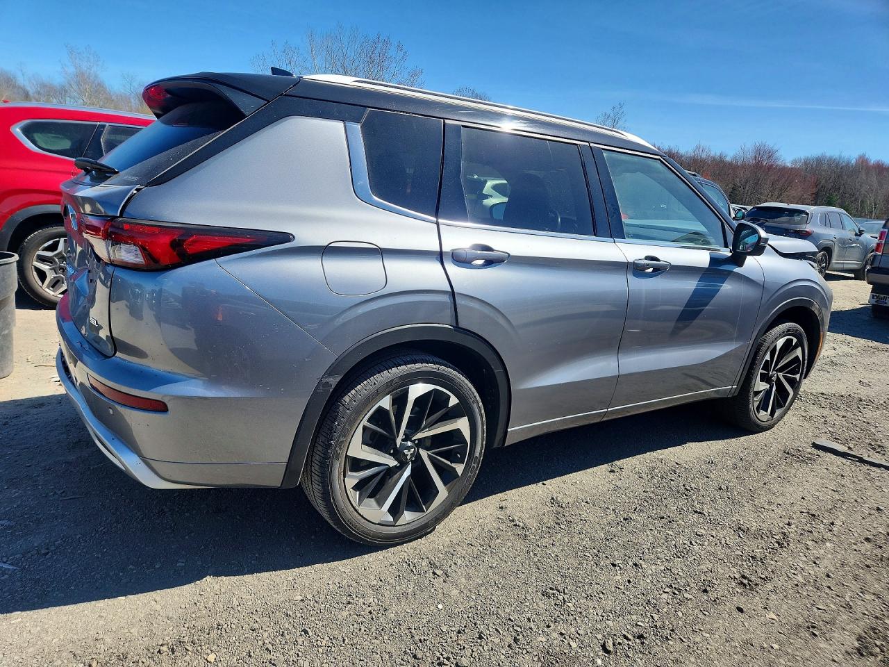 2024 MITSUBISHI OUTLANDER