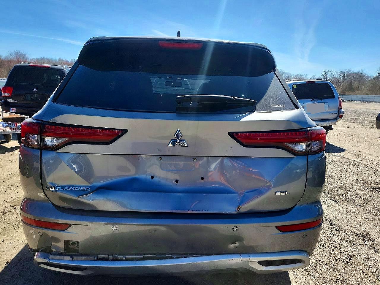 2024 MITSUBISHI OUTLANDER