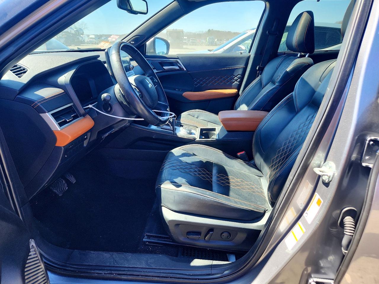 2024 MITSUBISHI OUTLANDER