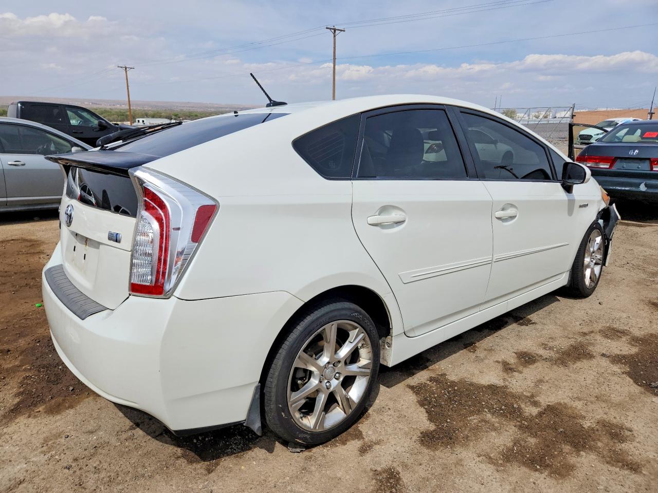 2013 TOYOTA PRIUS