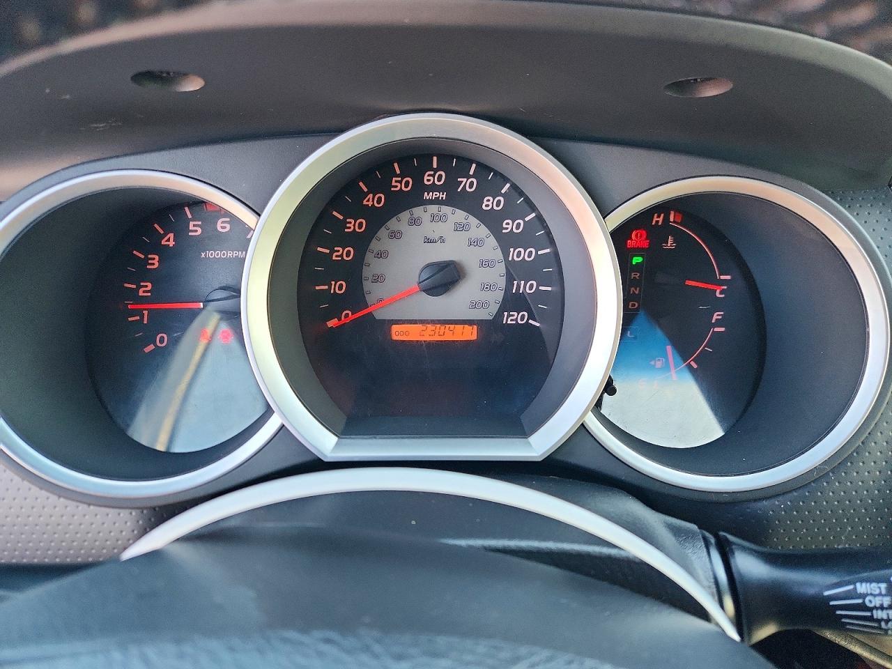 2006 TOYOTA TACOMA