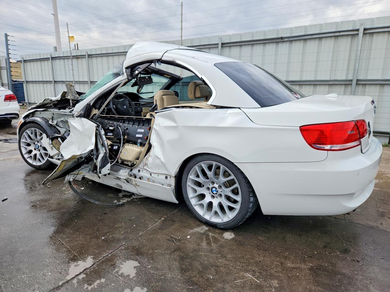 2010 BMW 3 SERIES