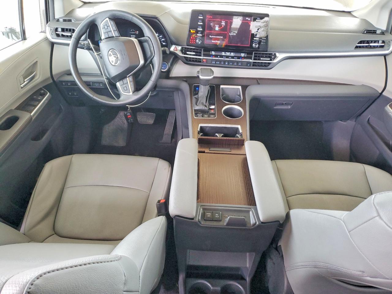 2024 TOYOTA SIENNA