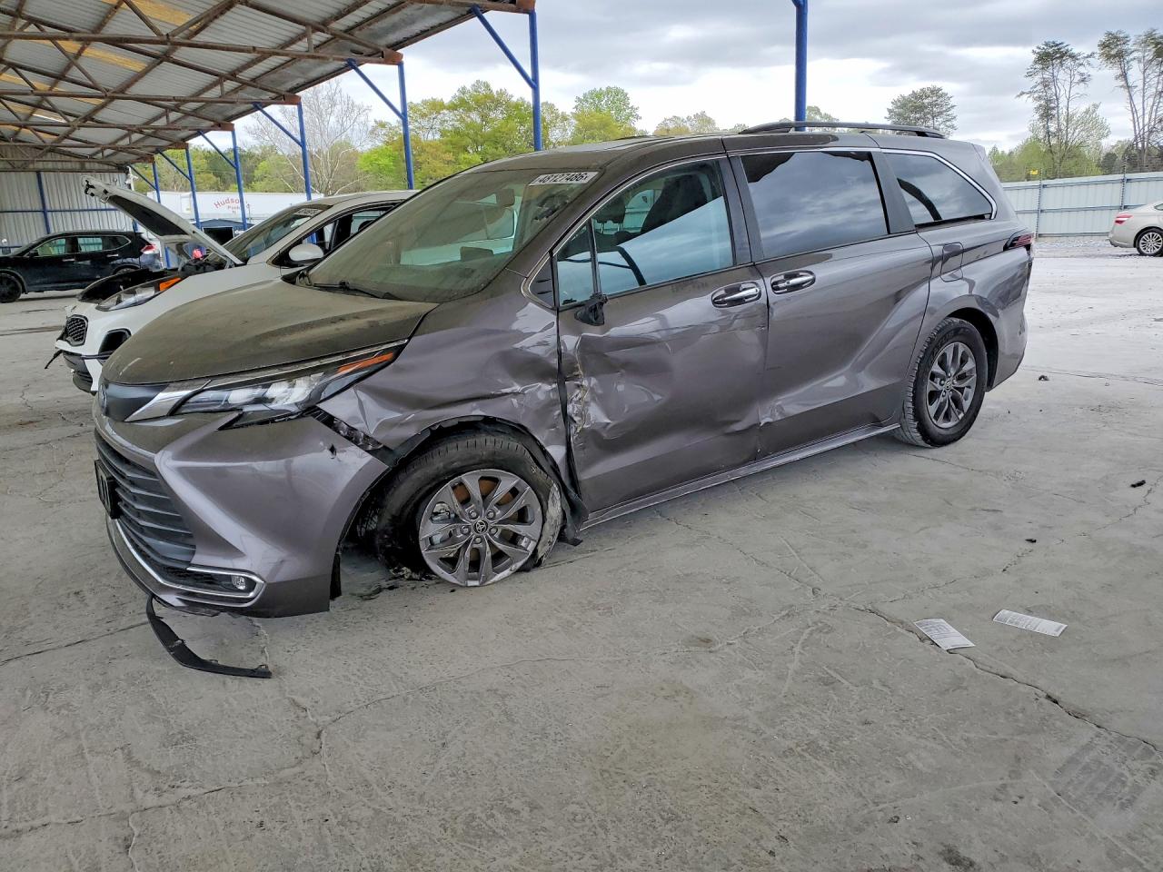 2024 TOYOTA SIENNA