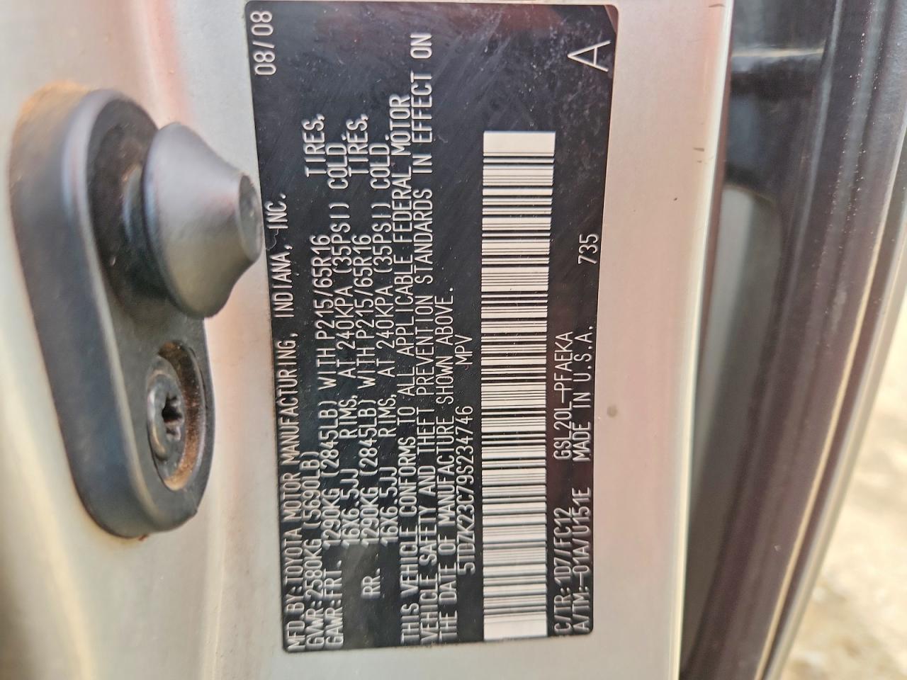 2009 TOYOTA SIENNA