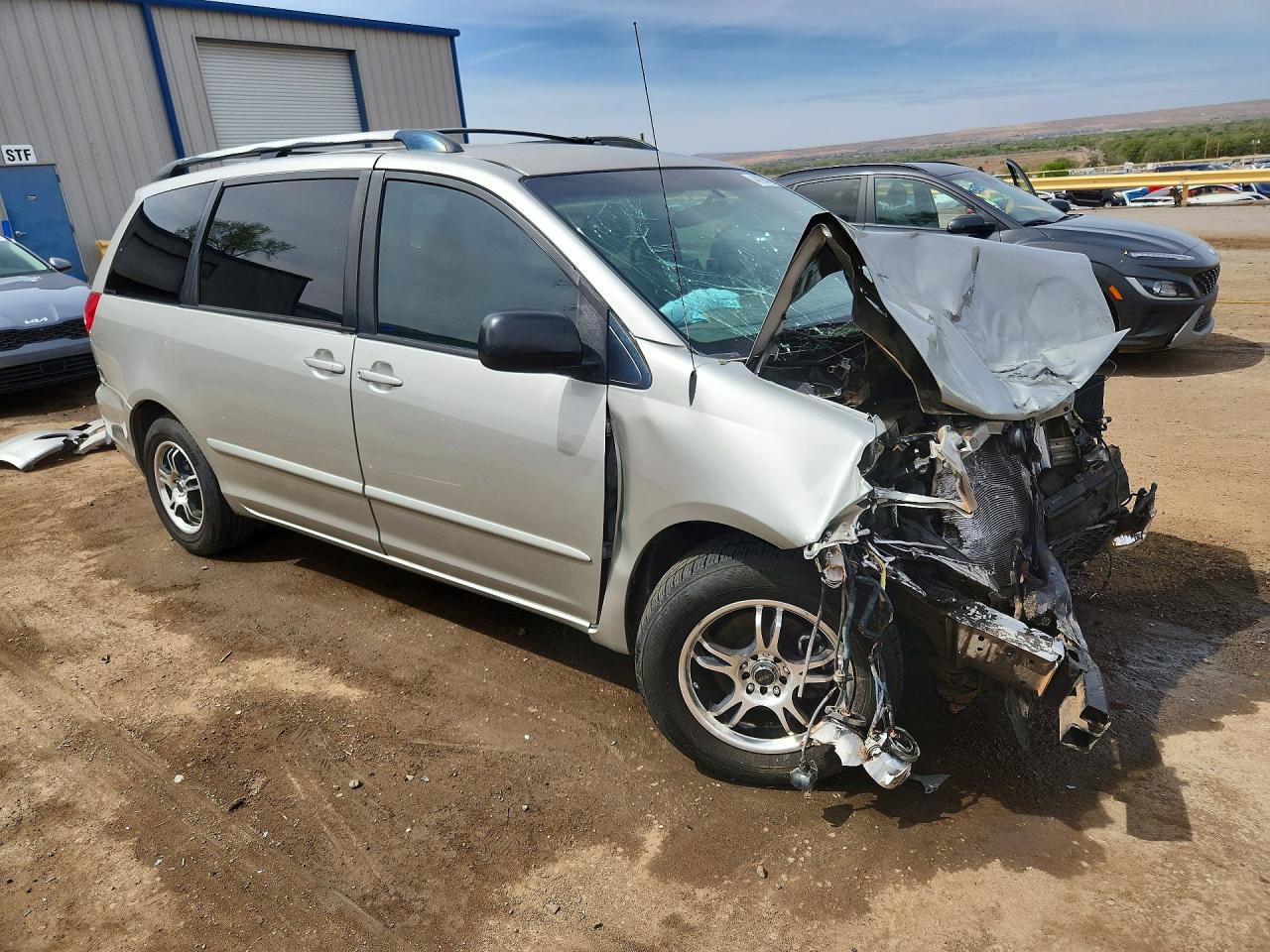 2009 TOYOTA SIENNA
