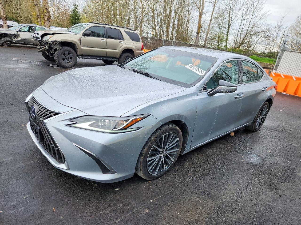 2022 LEXUS ES300