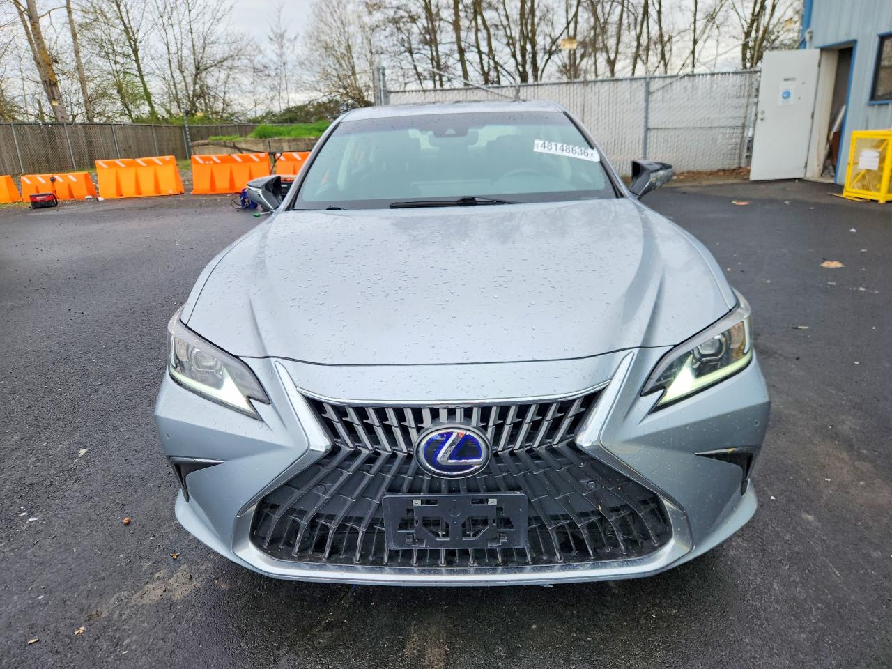 2022 LEXUS ES300