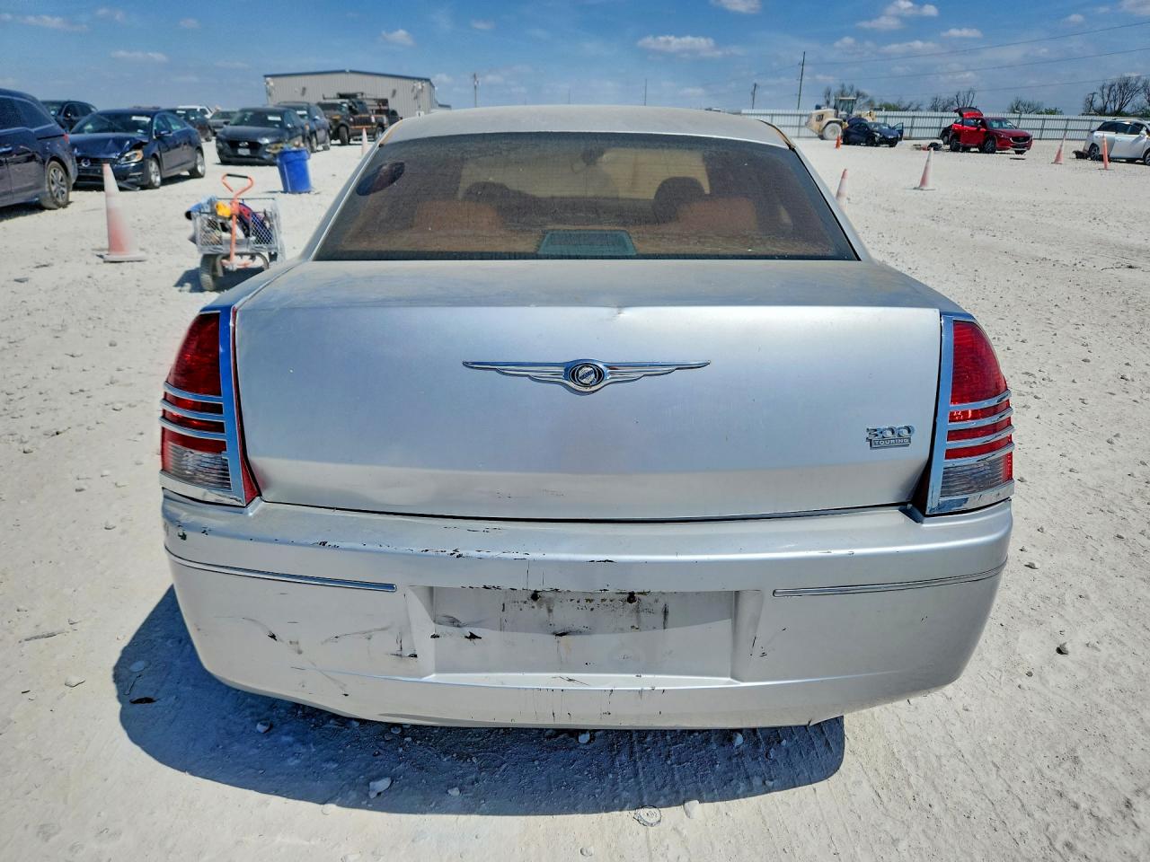 2005 CHRYSLER 300