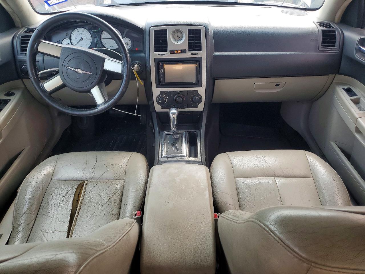2005 CHRYSLER 300