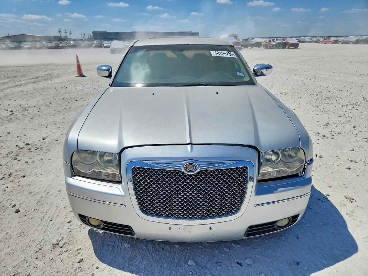 2005 CHRYSLER 300