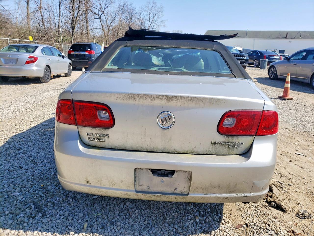 2011 BUICK LUCERNE