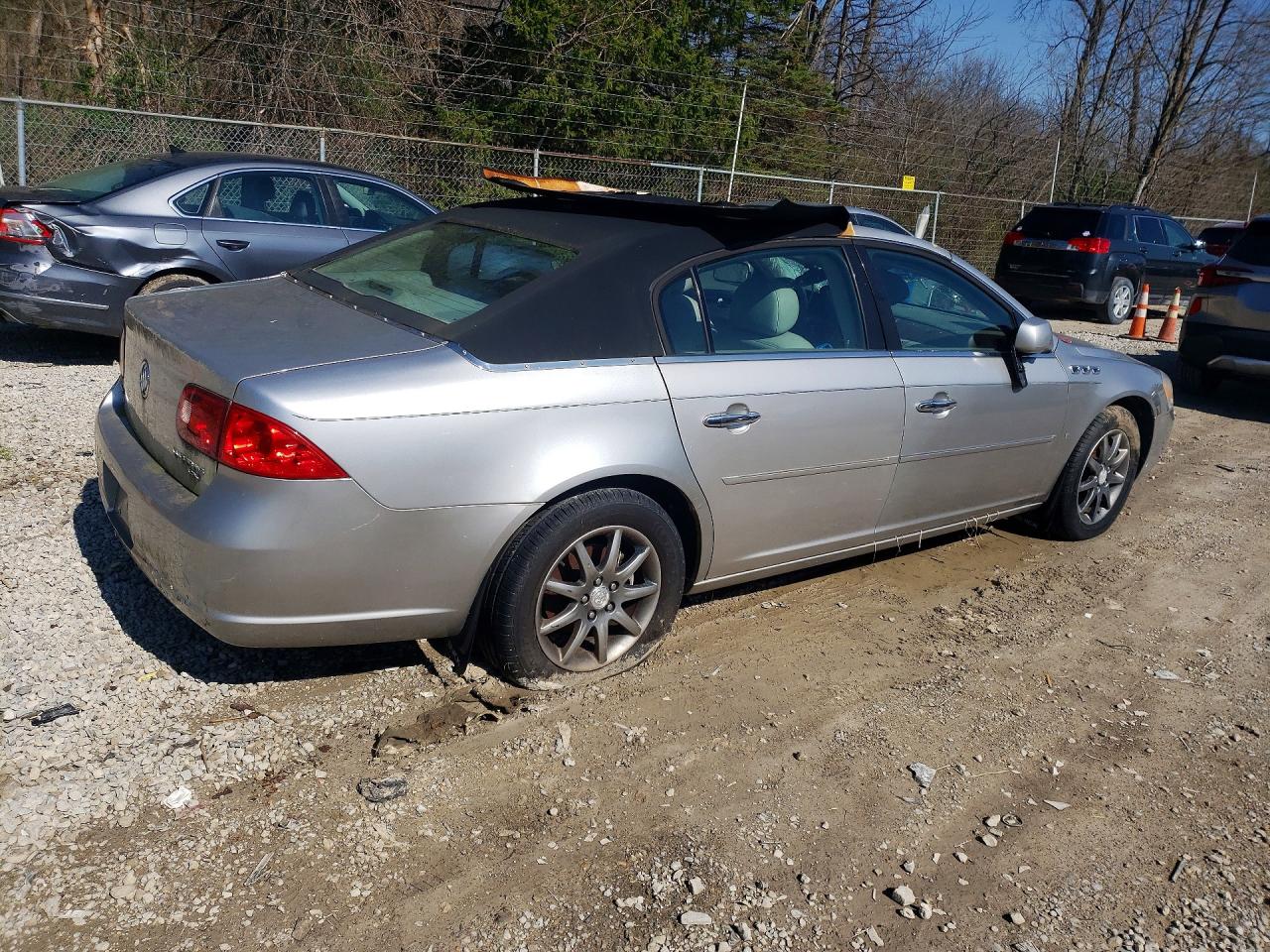 2011 BUICK LUCERNE