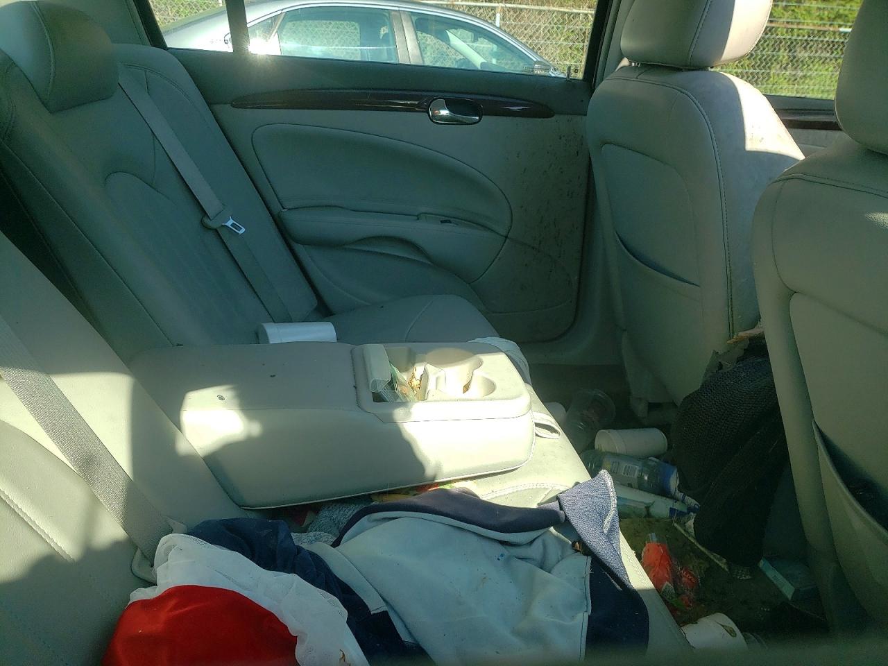2011 BUICK LUCERNE