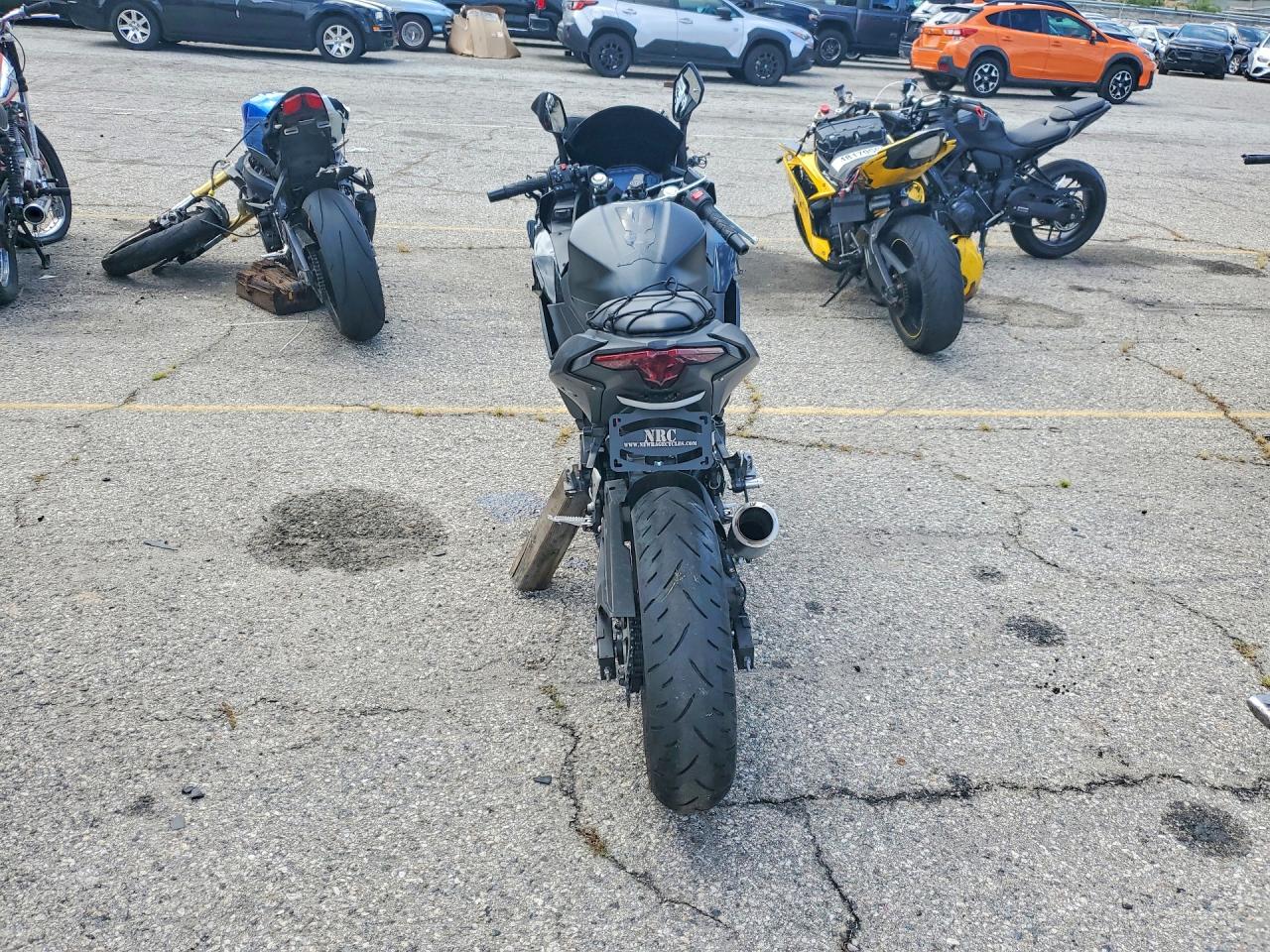 2026 KAWASAKI EX