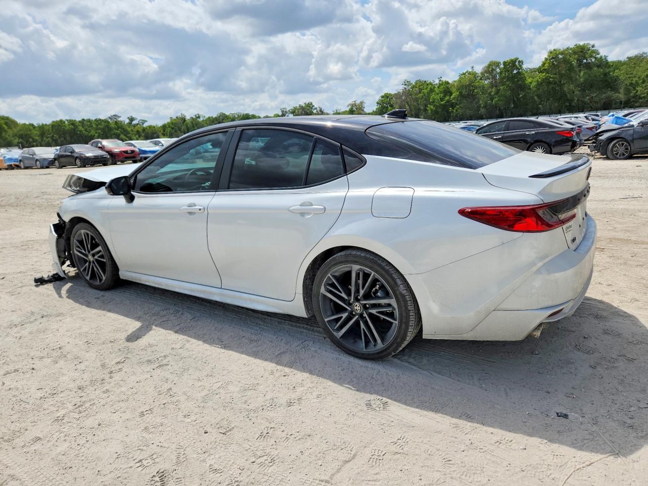 2025 TOYOTA CAMRY