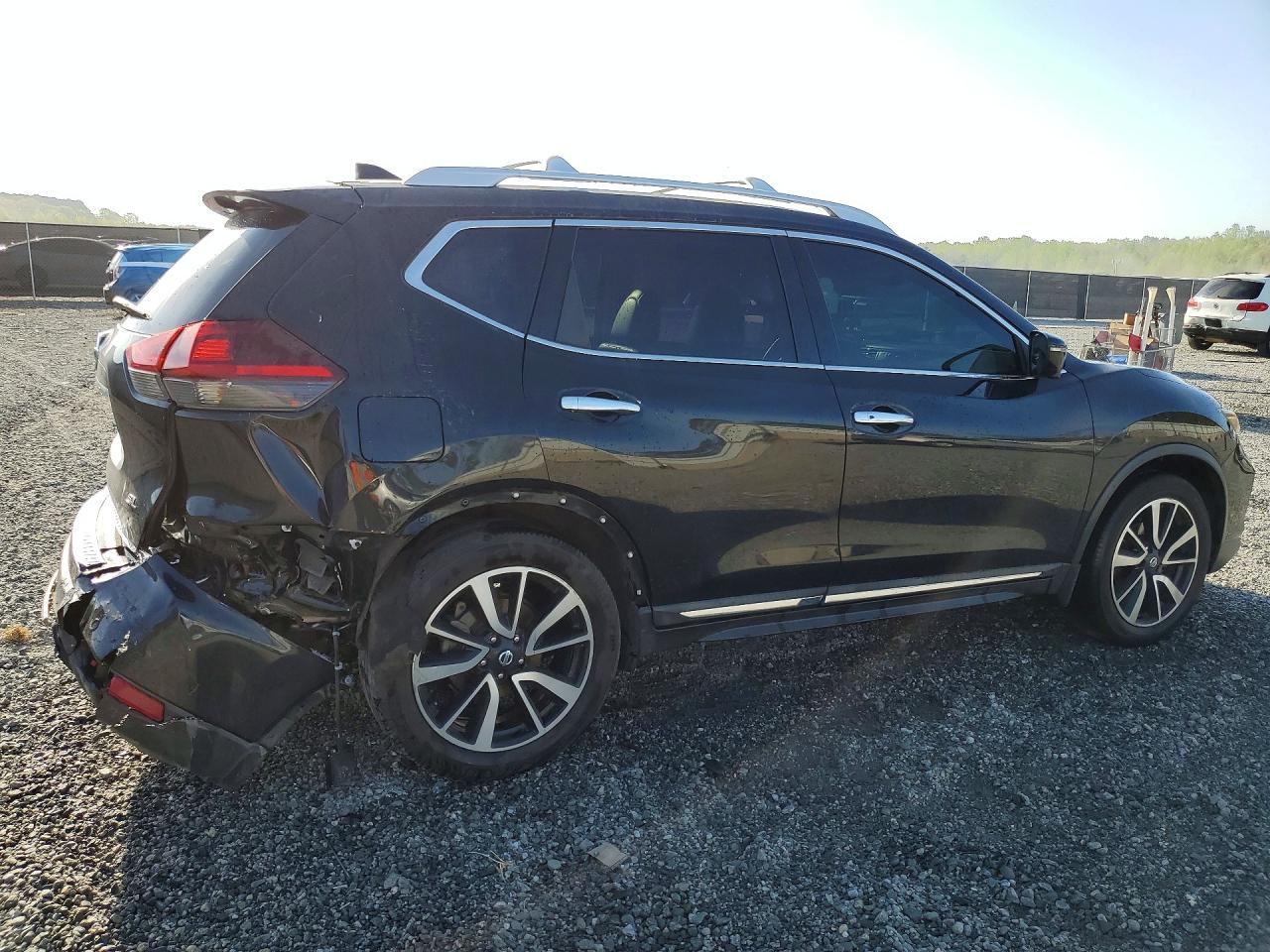 2019 NISSAN ROGUE