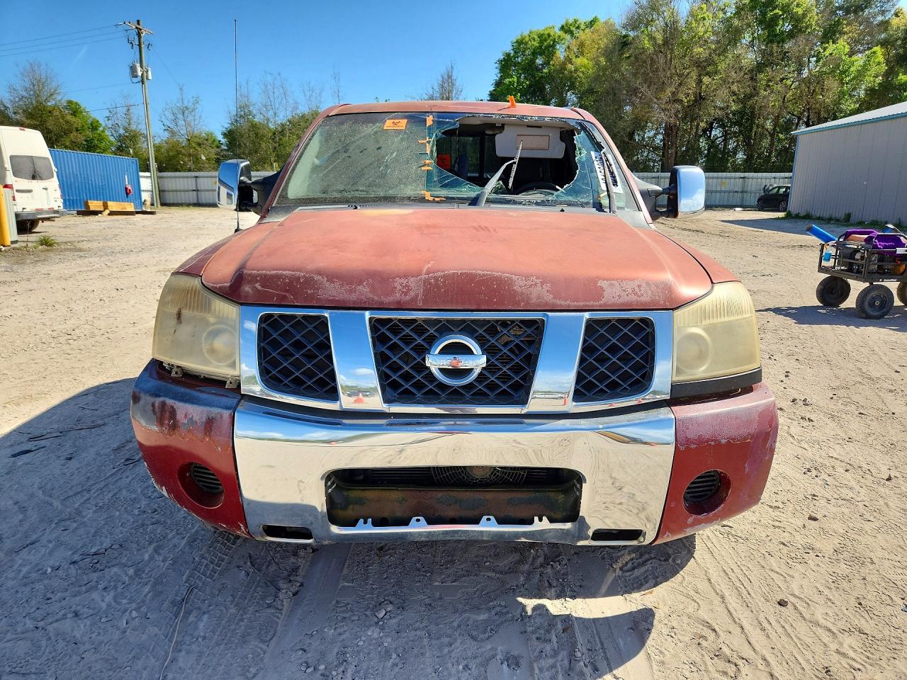 2004 NISSAN TITAN