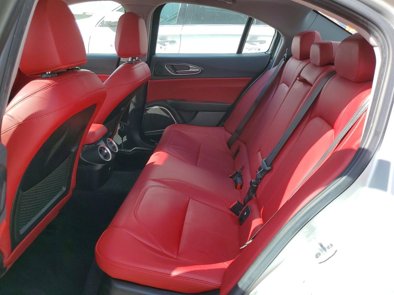 2021 ALFA ROMEO GIULIA