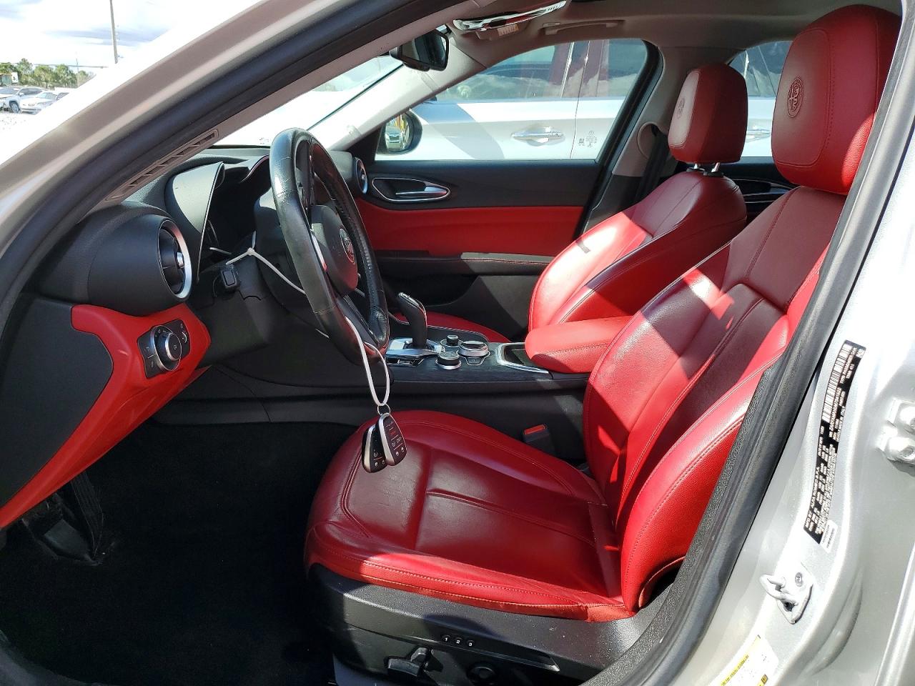 2021 ALFA ROMEO GIULIA