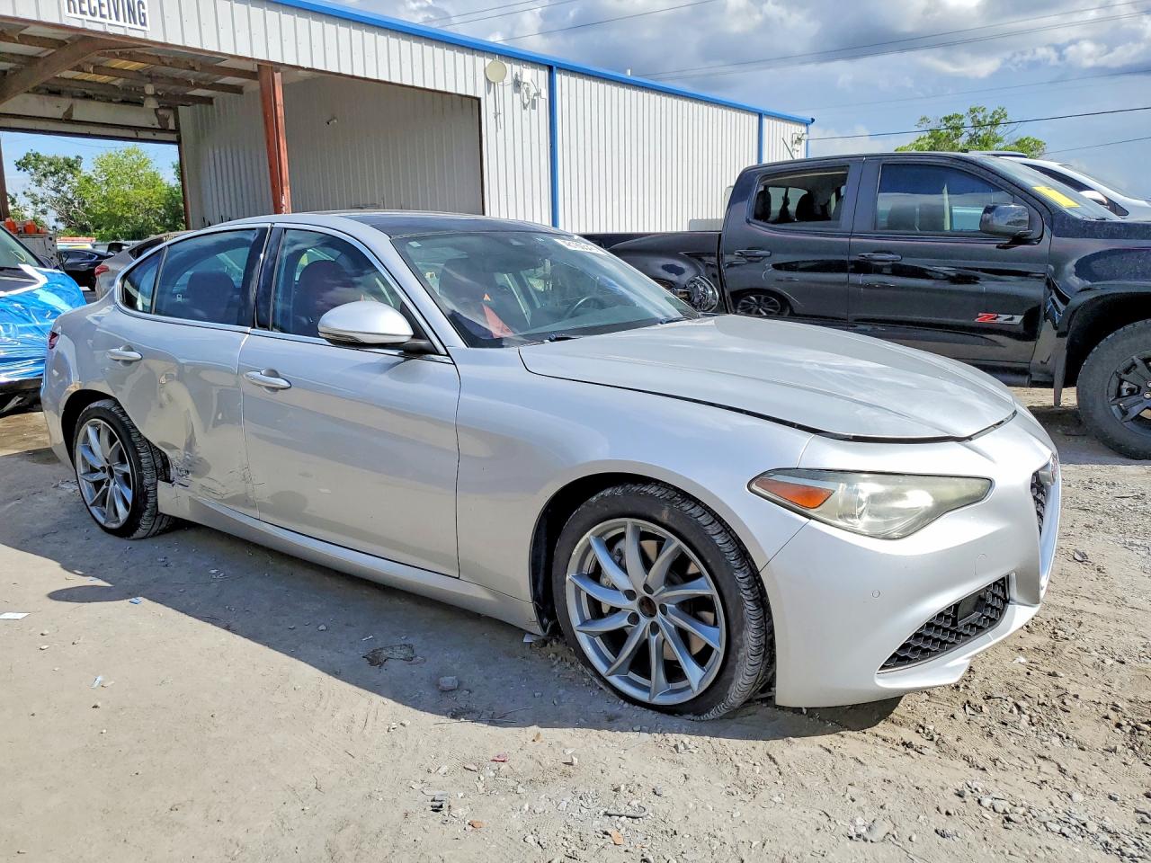 2021 ALFA ROMEO GIULIA