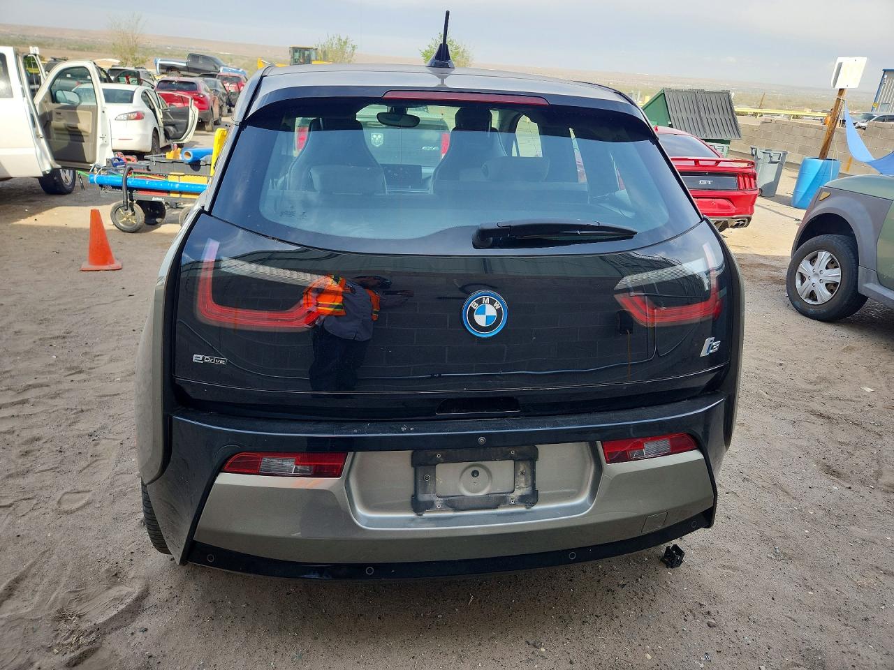 2017 BMW I SERIES