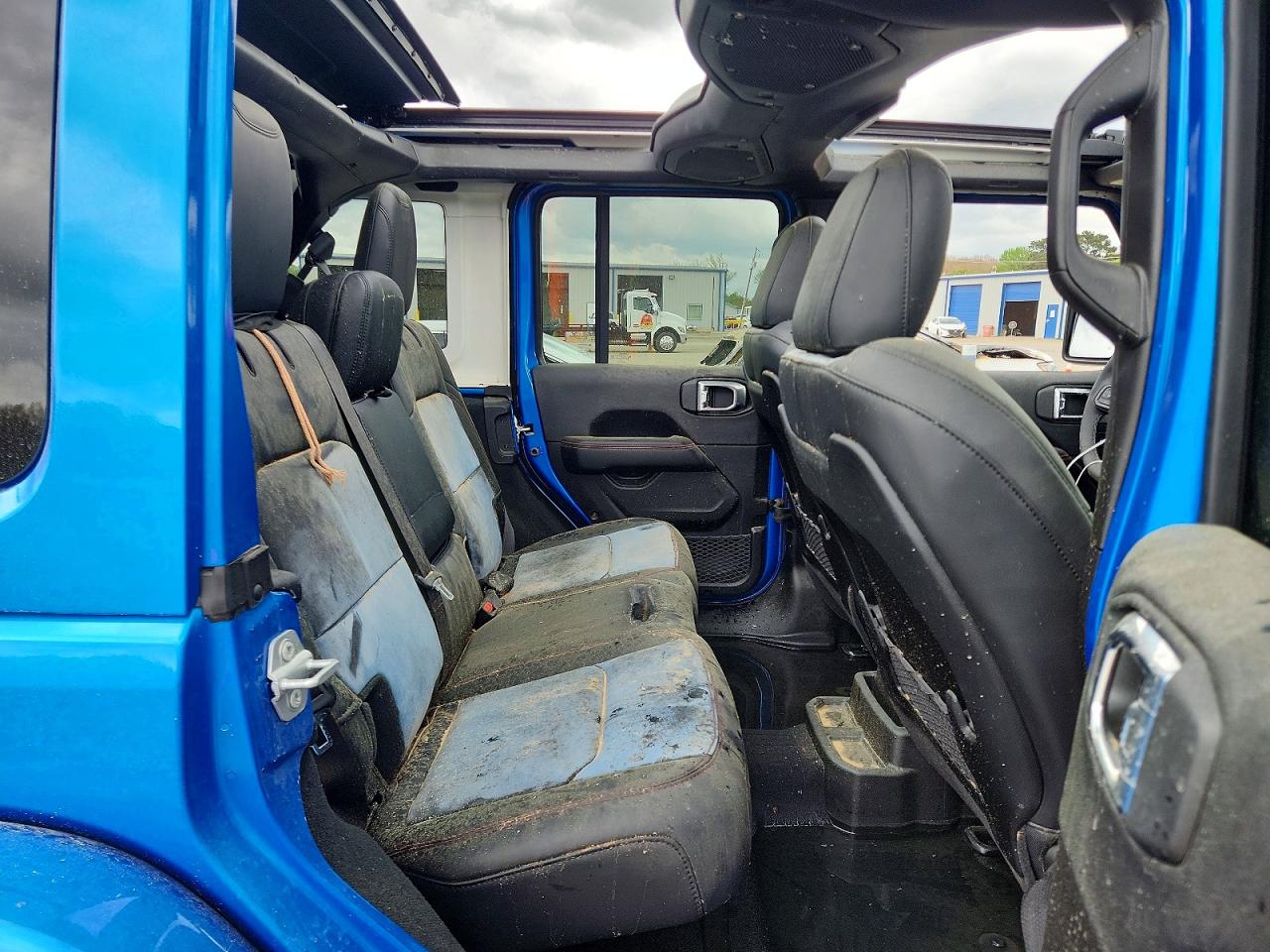 2025 JEEP WRANGLER