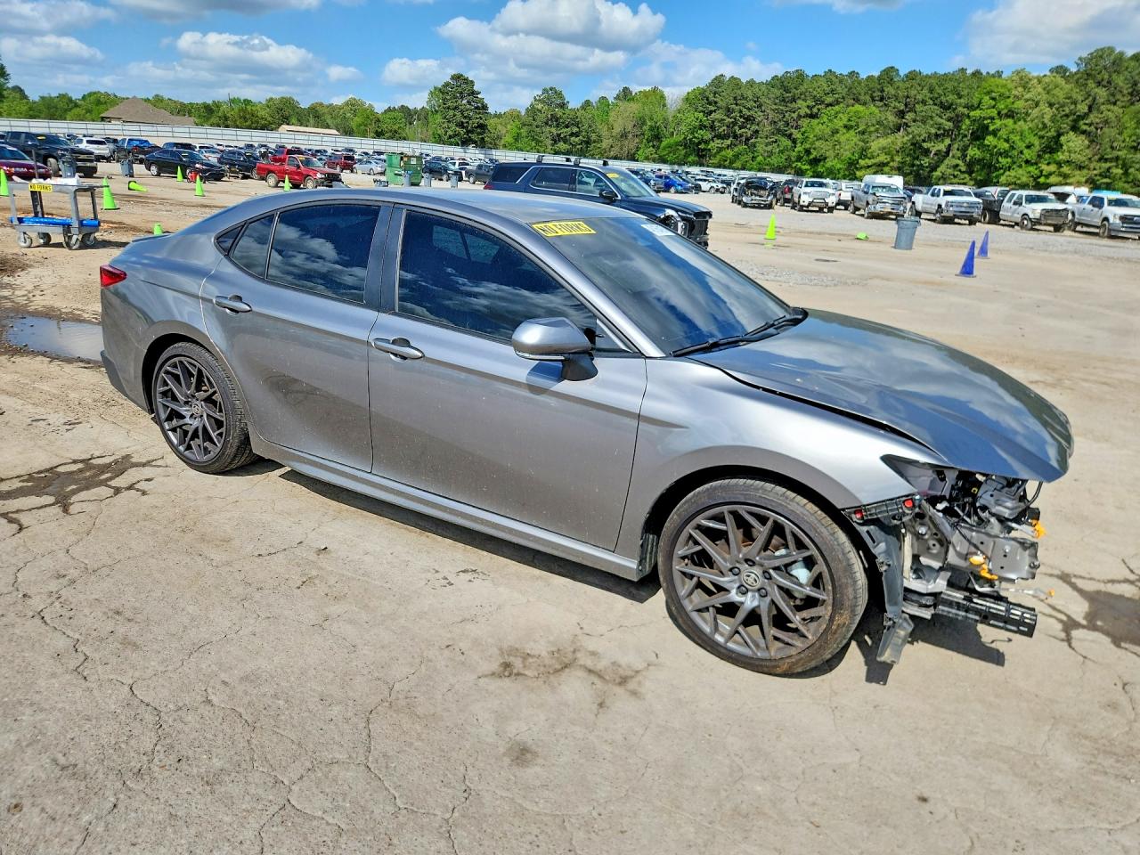 2025 TOYOTA CAMRY
