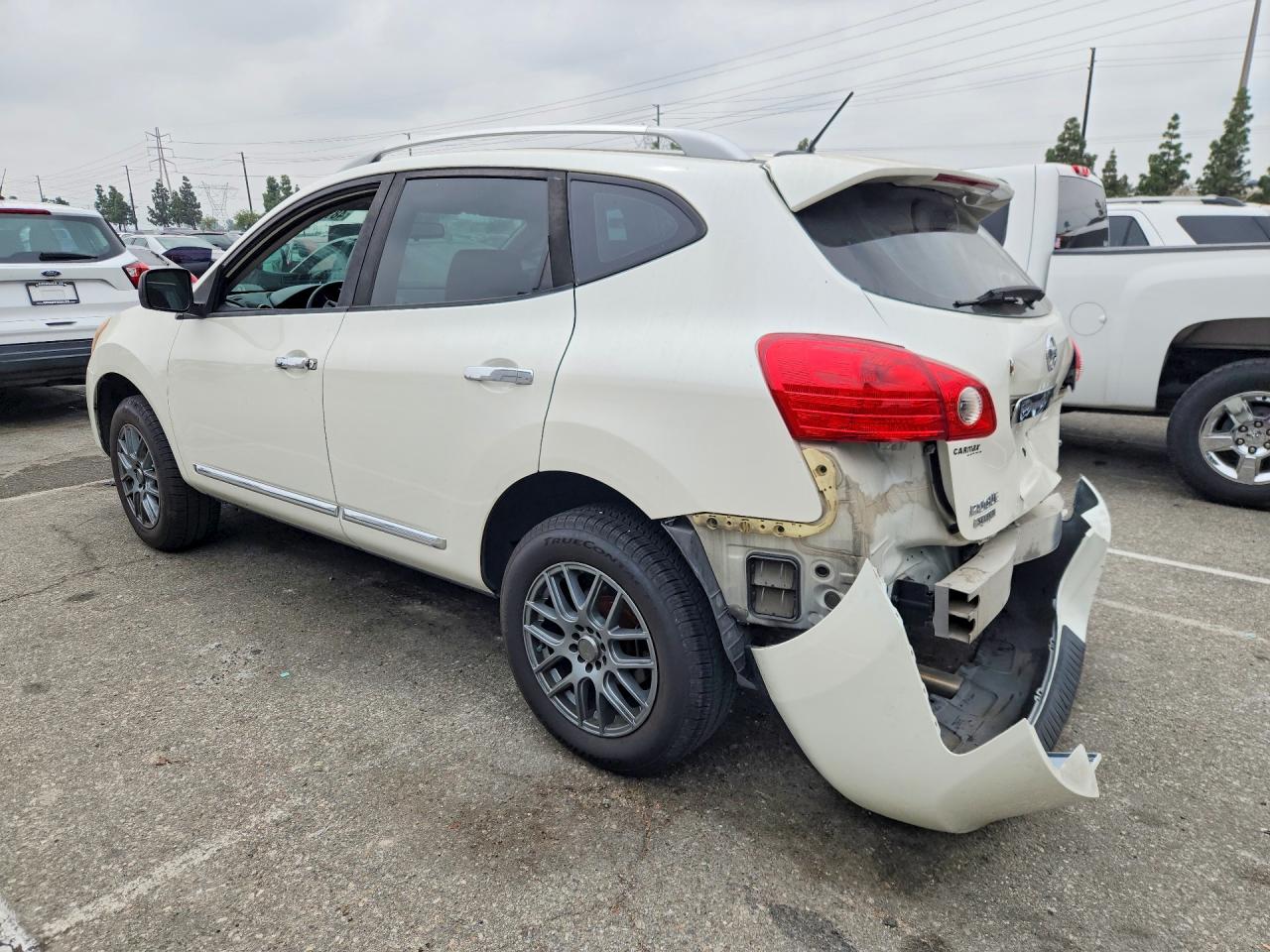 2015 NISSAN ROGUE