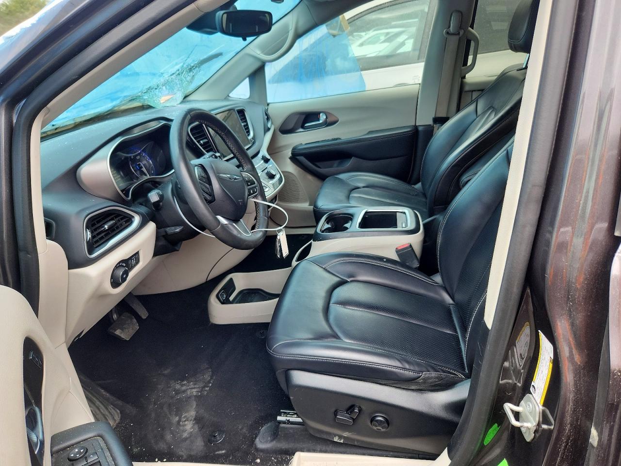 2023 CHRYSLER PACIFICA