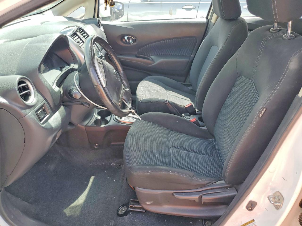 2016 NISSAN VERSA