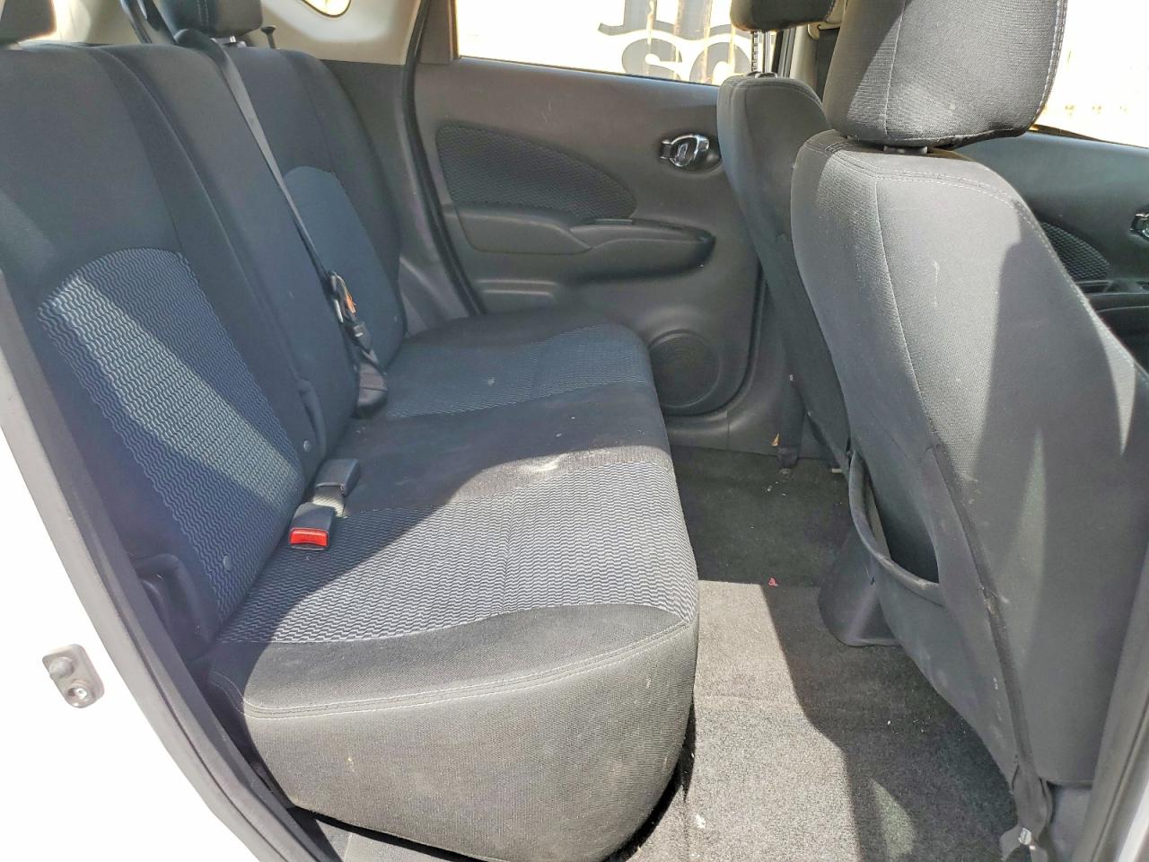 2016 NISSAN VERSA
