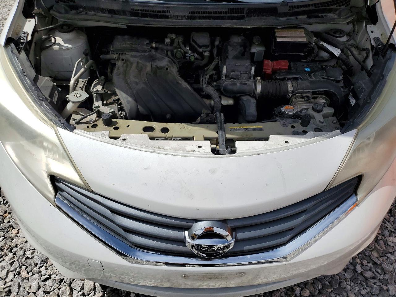 2016 NISSAN VERSA