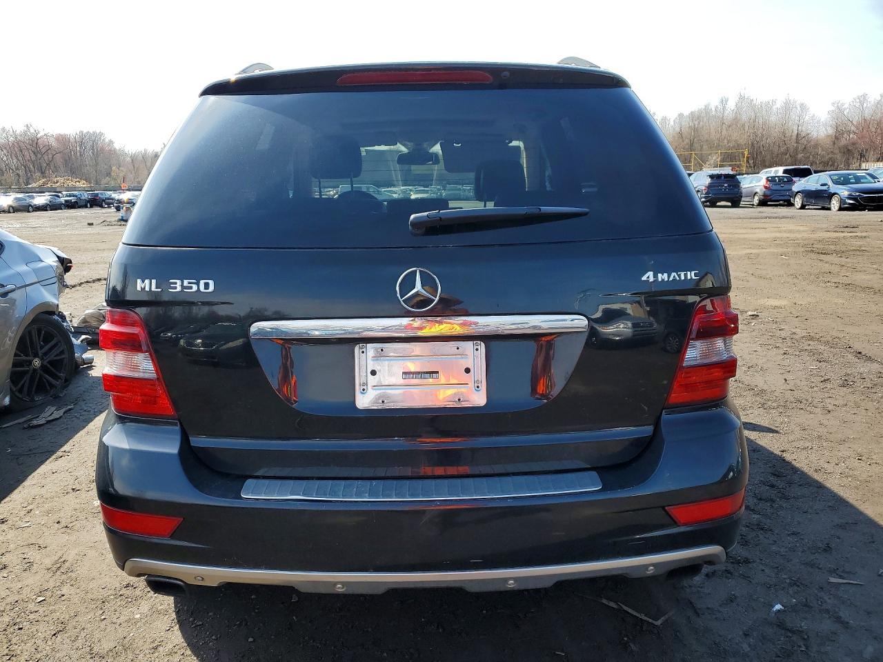 2011 MERCEDES-BENZ M-CLASS