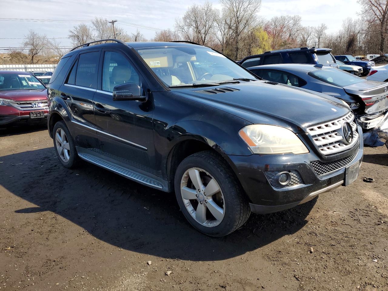 2011 MERCEDES-BENZ M-CLASS