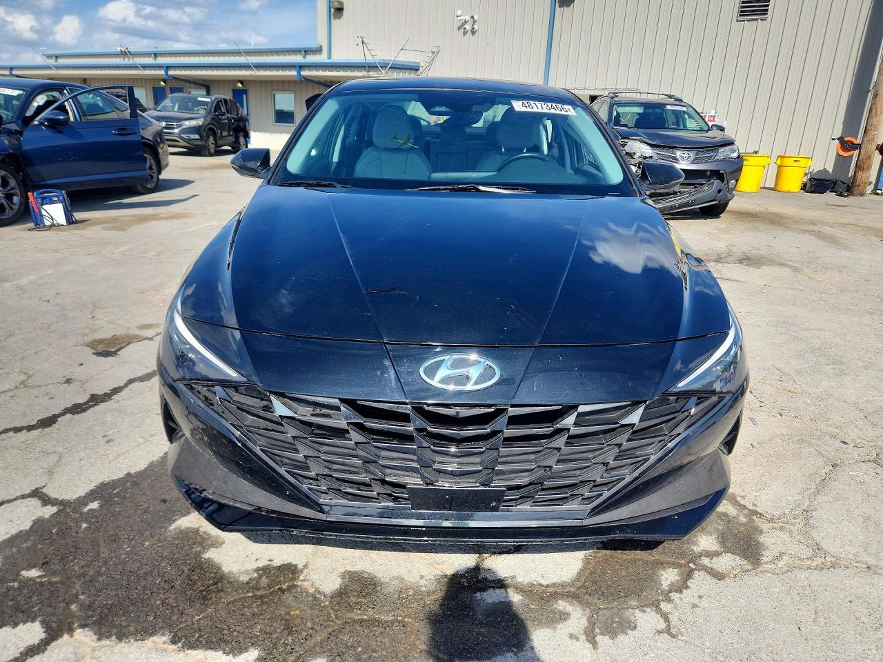 2023 HYUNDAI ELANTRA