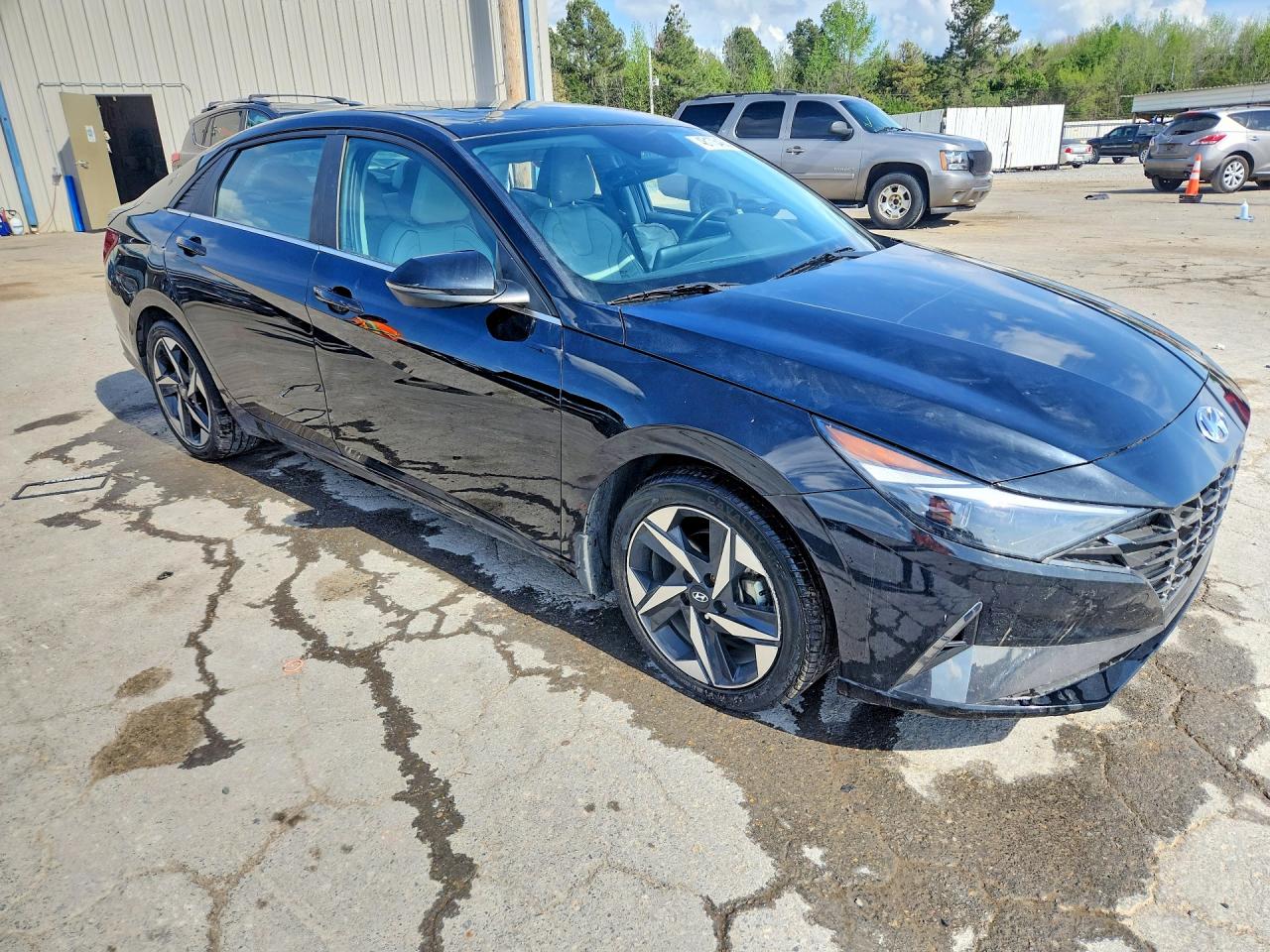 2023 HYUNDAI ELANTRA