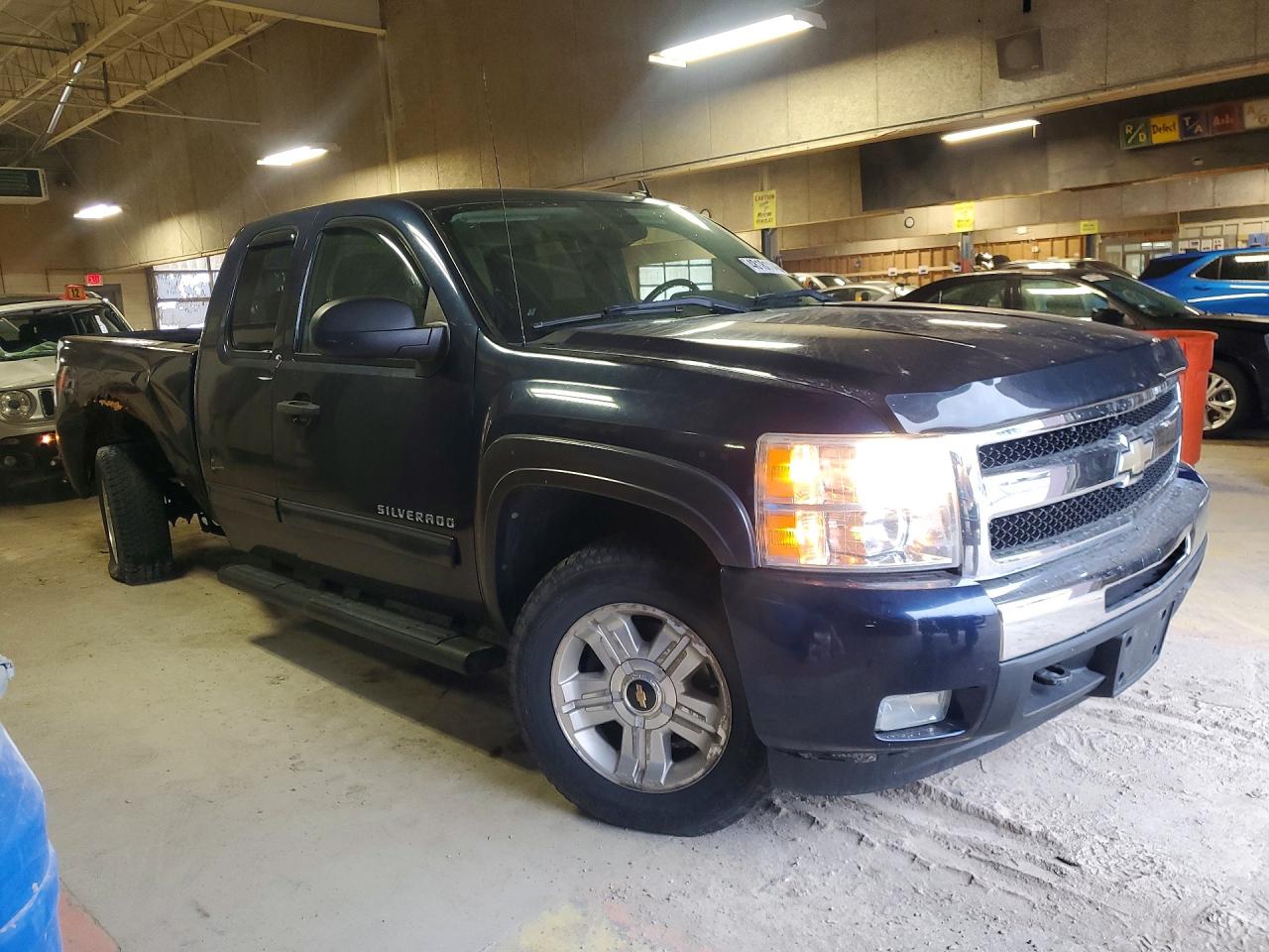 2011 CHEVROLET SILVERADO